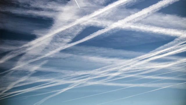 RE-UP:  ARD betreibt Promo für Chemtrails / Geo Engineering